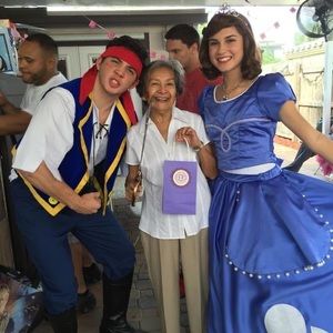 Meet your Posher, Ana